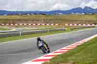 cadwell-no-limits-trackday;cadwell-park;cadwell-park-photographs;cadwell-trackday-photographs;enduro-digital-images;event-digital-images;eventdigitalimages;navarra;no-limits-trackdays;peter-wileman-photography;racing-digital-images;trackday-digital-images;trackday-photos